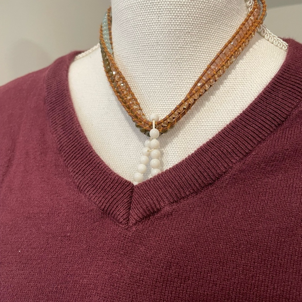 Old Navy V-neck Sweater - Picture 4 of 7